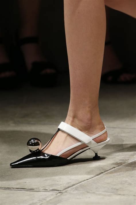 prada schuhe sommer 2016|Prada.